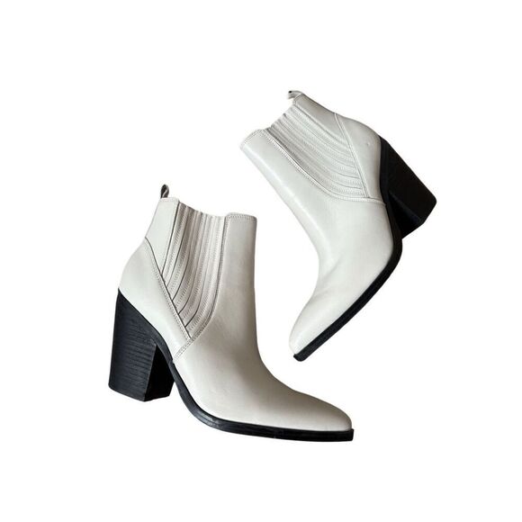 Marc Fisher Merkel Heeled Leather Western Booties size 9 Ivory - Picture 2 of 11